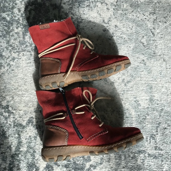 RIEKER short red suede fur booties 7 - Picture 4 of 5